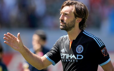 熊猫体育-从街头到英超明星